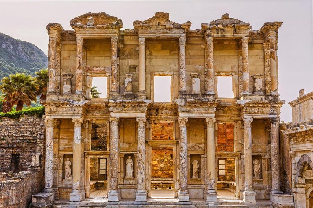 Pir Efes Konaklari Izmir Exterior photo